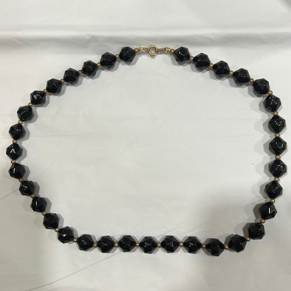 𝅺COSTUME Jewelry Black and Gold Beaded Necklace